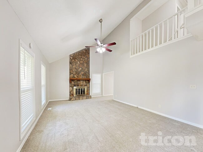 Photo - 1147 Reading Dr NW