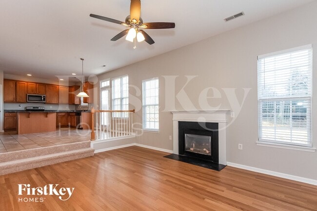 Photo - 8524 Ridgeline Ln