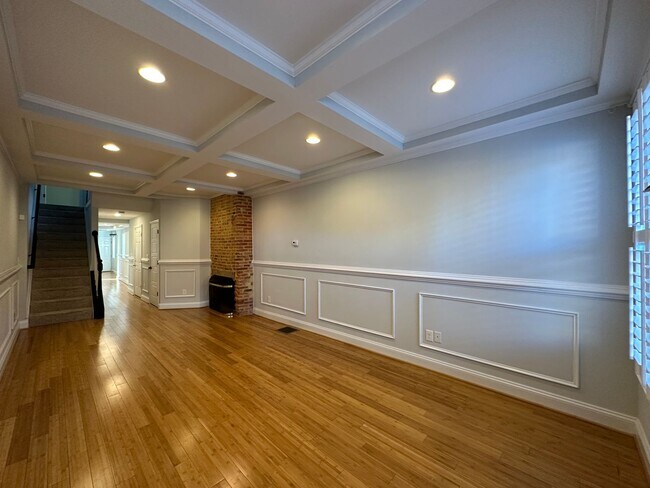 Photo - Charming 3 Bedroom/2.5 Bathroom Townhome in Fells Point, Baltimore, MD!
