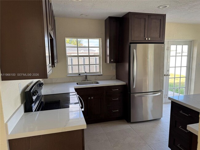 Photo - 16765 SW 301st St