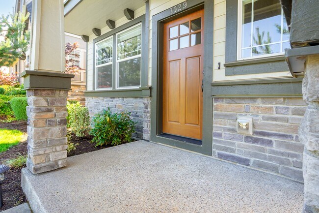 Photo - Bethany Creek Falls - 3bd, 2.5 ba, 1501 sq...