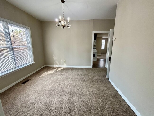 Photo - 3302 N Bogan Rd NE