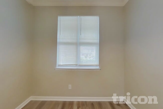 Photo - 6300 Ellenwood Dr