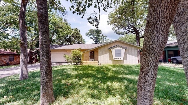 Building Photo - 1217 Westover St