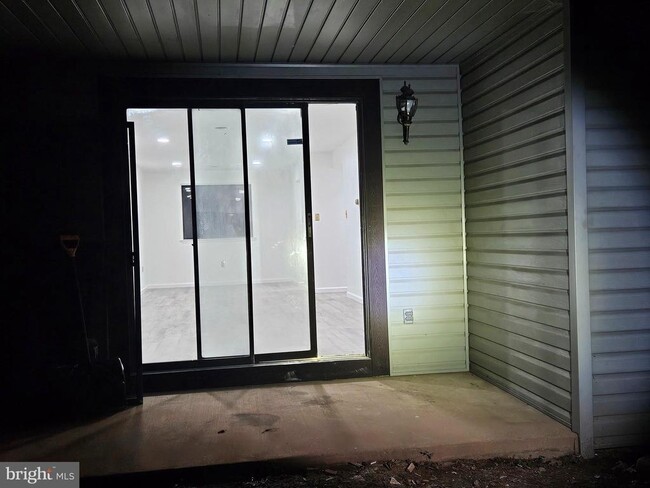 55 Holly Dr
