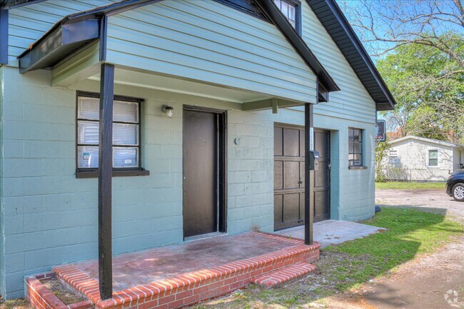 Building Photo - 1728 Telfair St Unit S-A Rental