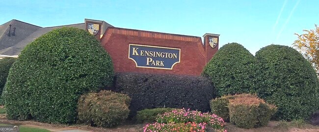 Photo - 1055 Livery Cir