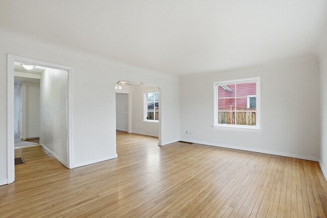 Photo - 611 S Ferrall St