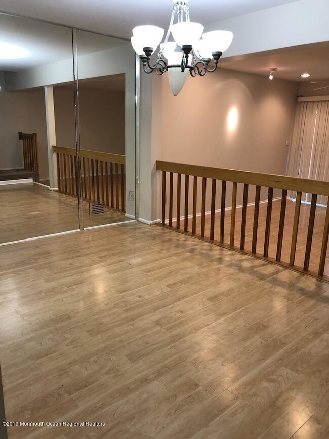 Photo - 436 Oak Knoll Dr Unit 43-6