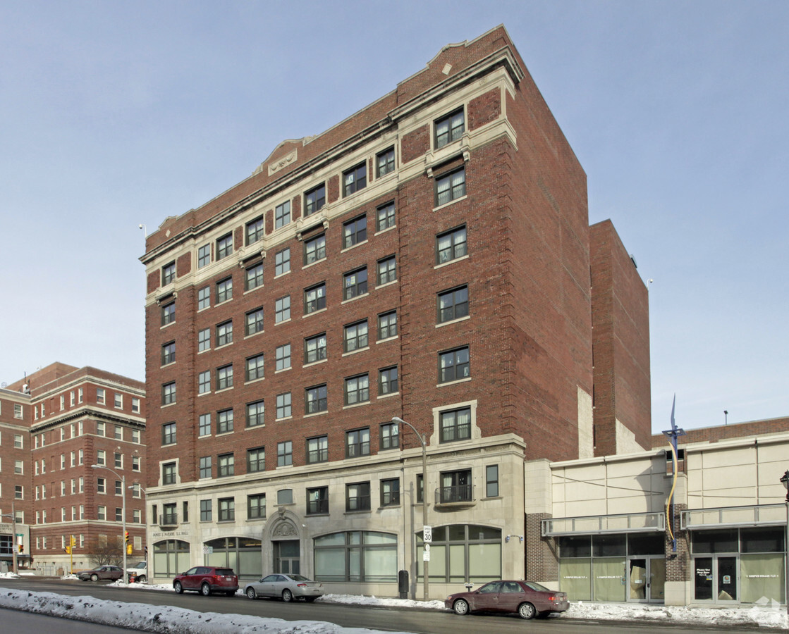 Photo - McCabe Hall Apartments