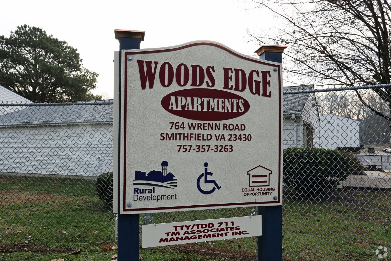 Woods Edge Apartments - Woods Edge Apartments