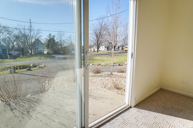 patio - Morning Side Manor Apartments