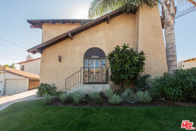 Photo - 2320 Clark Ln