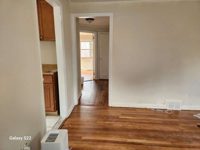 Photo - 15 Coolidge Ave Unit 1st floor