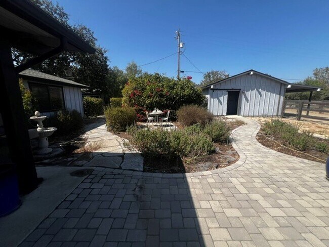 Photo - 1701 Calzada Ave