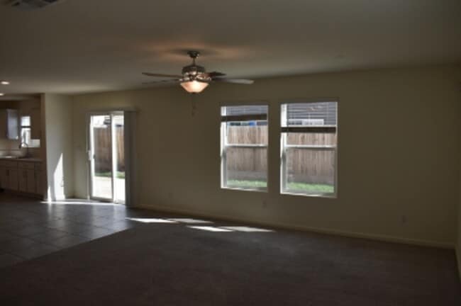 Photo - 624 Suzanne Dr