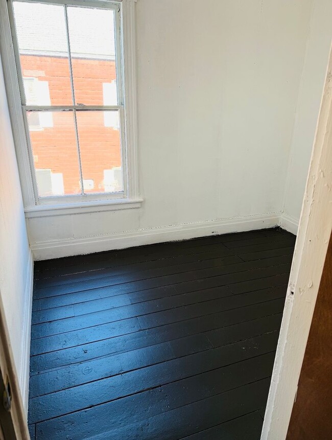 Photo - 362 9th St Unidad 2nd Floor