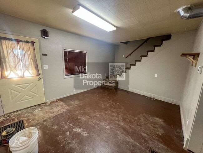 Photo - 508 W 2nd-2 Bedroom house