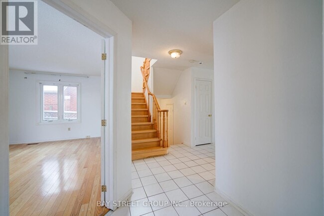 Photo - 24 Militia Trail