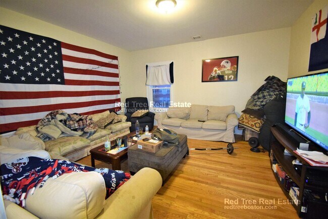 Photo - 23 Caldwell St Unit 2
