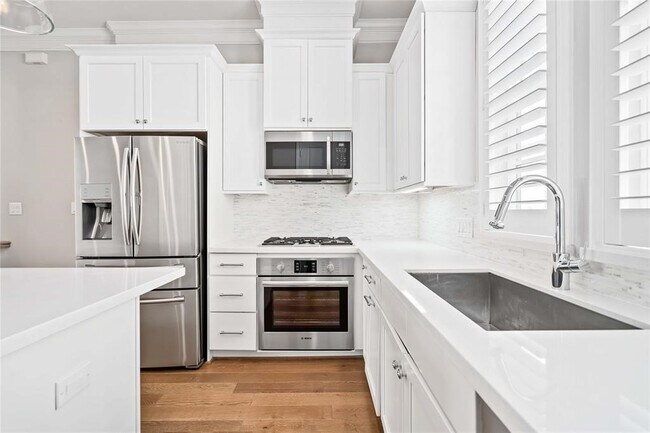 Photo - 9658 Knight Rd