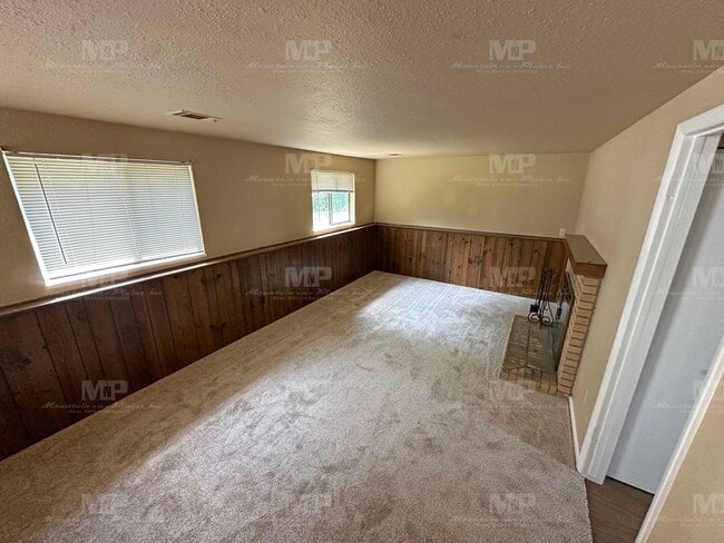 Photo - 3412 Worwick Dr