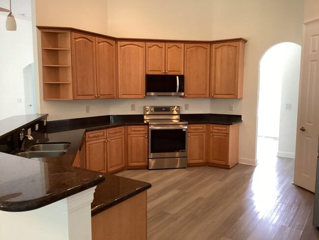 Building Photo - 17119 Alexander Run