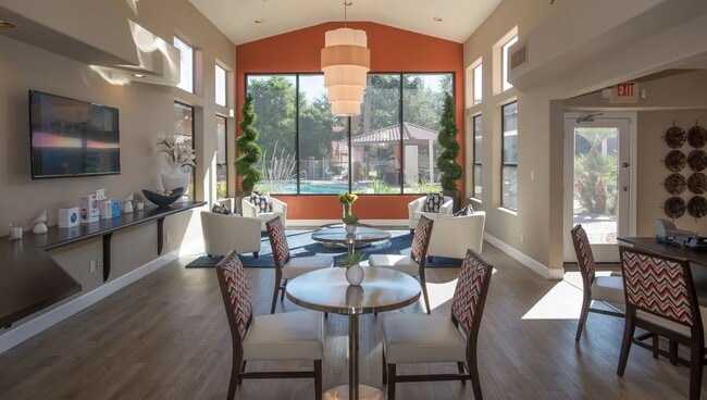Scottsdale Highlands Apartments