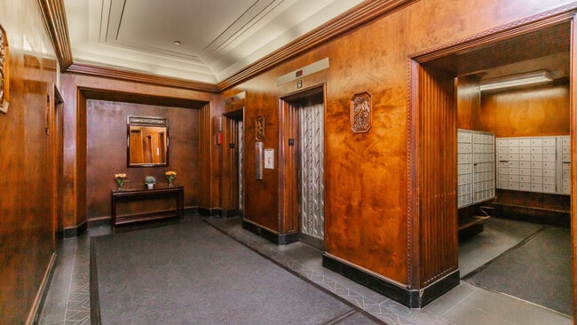 Photo - 1100 N Dearborn St Unit 1609