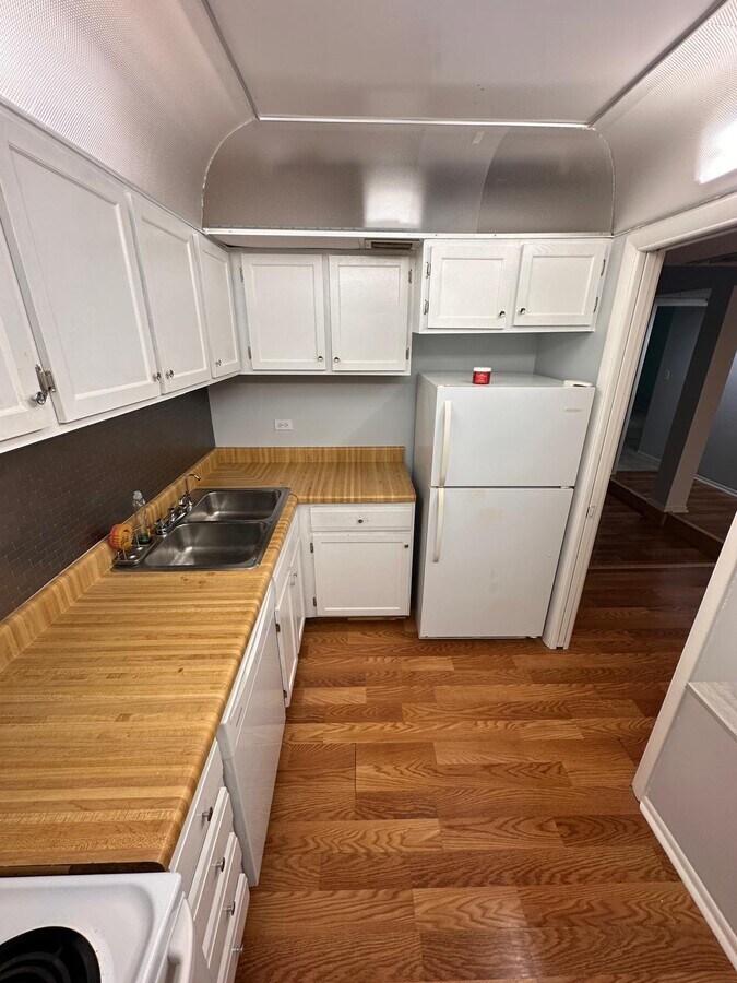 Photo - 3680 Inverrary Dr Unit 3s