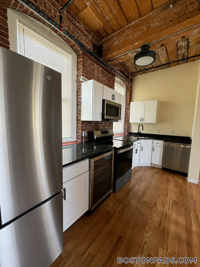 Photo - 85 Harding St Unit 1A