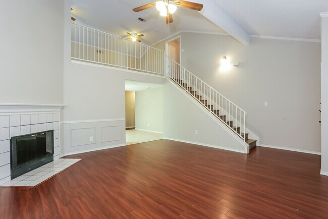 Photo - 401 Meadow St