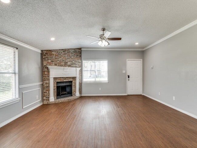 Photo - 5008 Mill Creek Trail