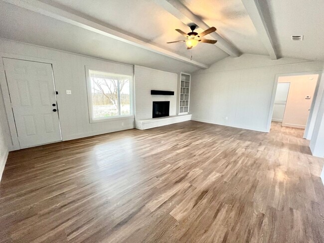 Photo - 3/2/2 In Idalou