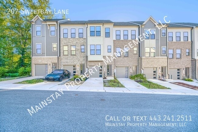 Photo - 207 Sweetbay Ln