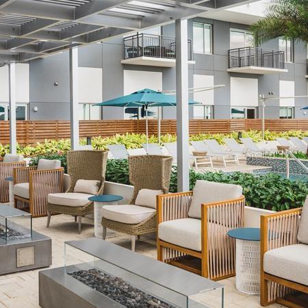 Photo - 125 E Pine St