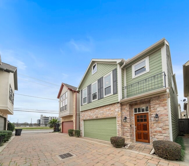 Photo - 2927 Clinton Dr