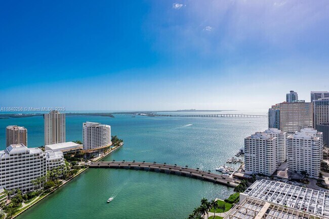 Building Photo - 495 Brickell Ave Unit 3207 Rental