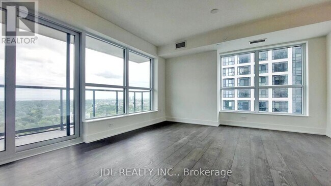 Photo - 5 Mabelle Ave Unité 2329