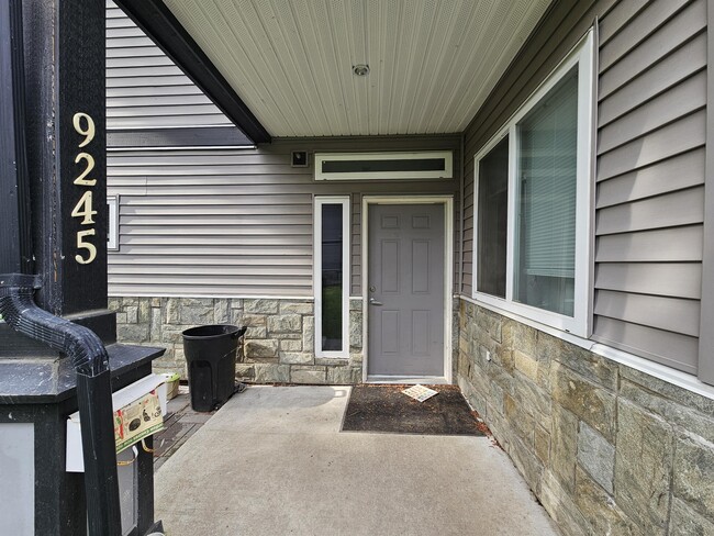 Building Photo - 9245 Hazel Street2B Unit 2B