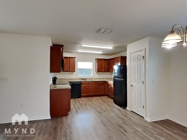 Photo - 6600 Wirevine Dr