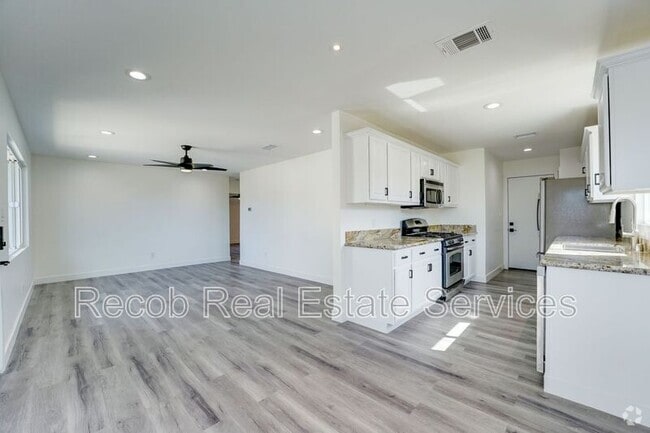 Building Photo - 3663-3673 Budd Street Rental
