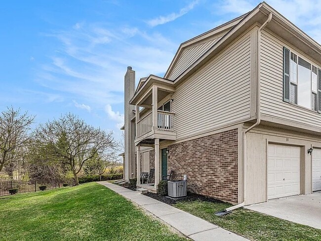 Photo - 151 Commons Cir