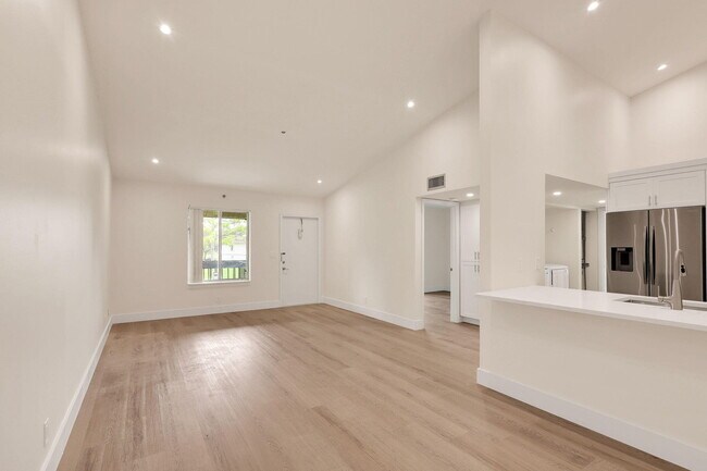 Photo - 6299 Chasewood Dr Unit G