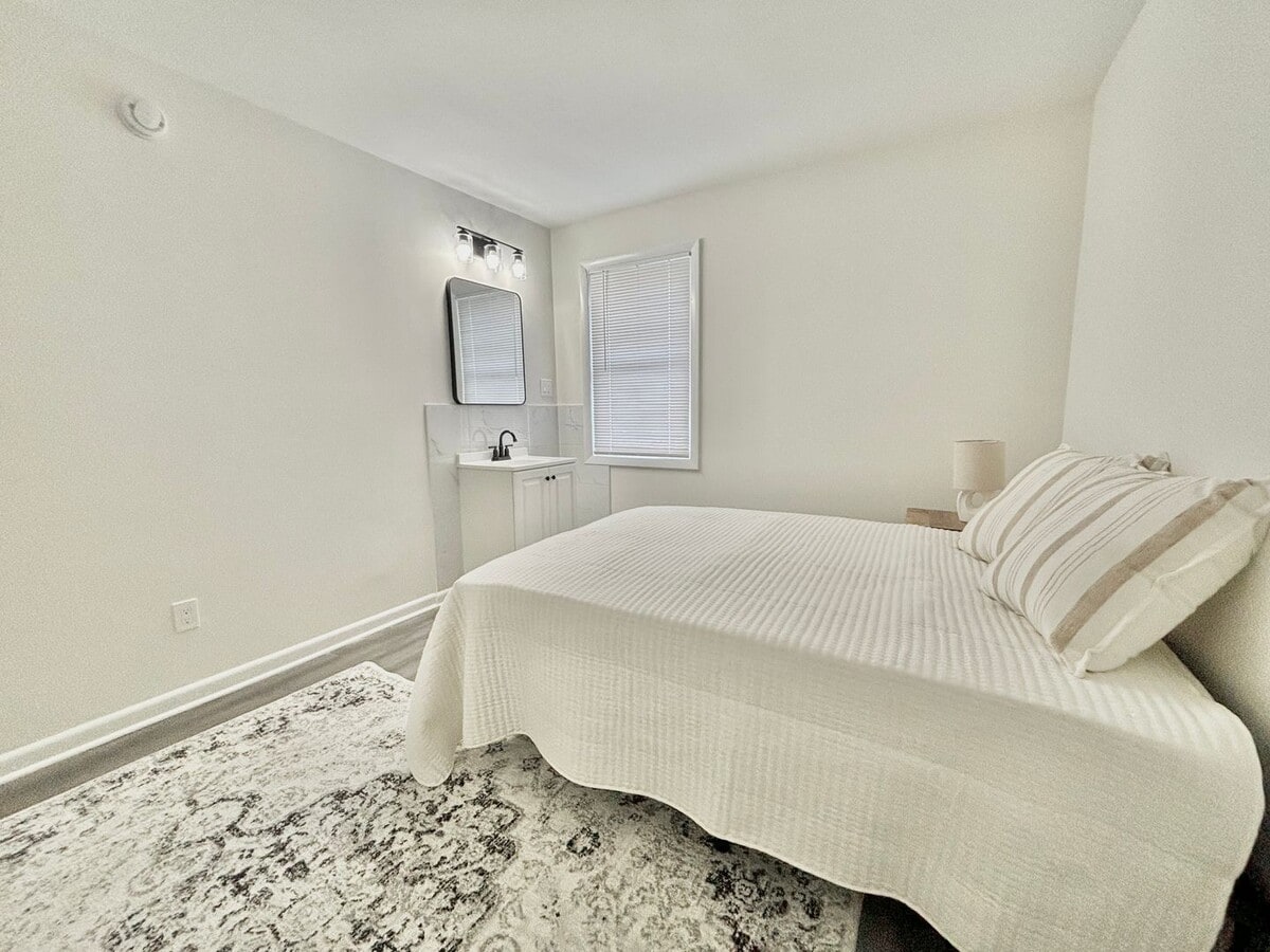 Photo - The Lodge on Benham - Rooms for Rent Unidad 9