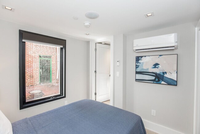 Photo - 1511 Kingman Pl NW Unit SI ID1587684P