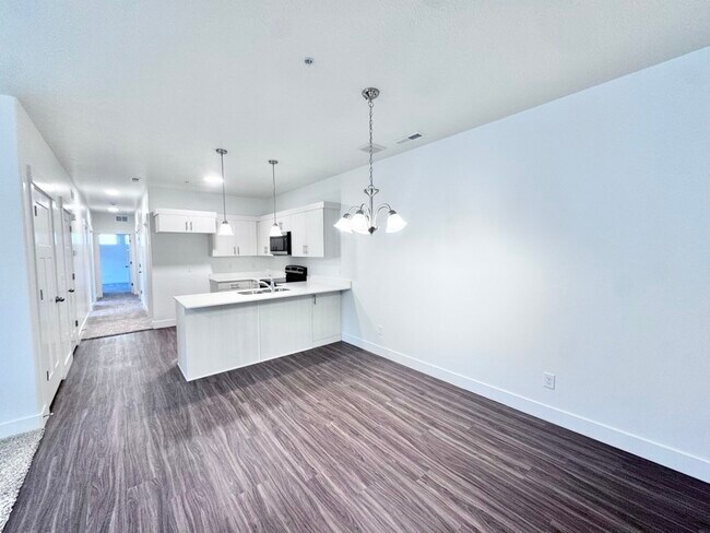 Photo - 4655 Alder Dr