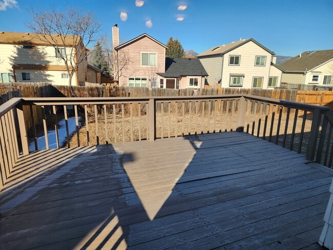 Photo - 6672 Fredrick Dr