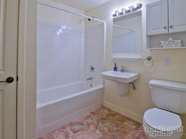 Photo - The Spinney at Van Dyke