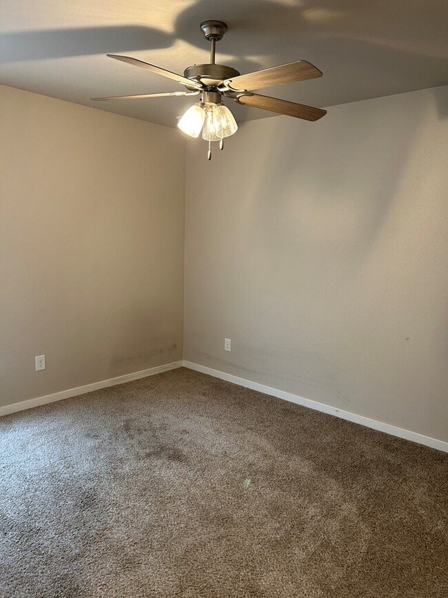 9311 Ratliff Rdg